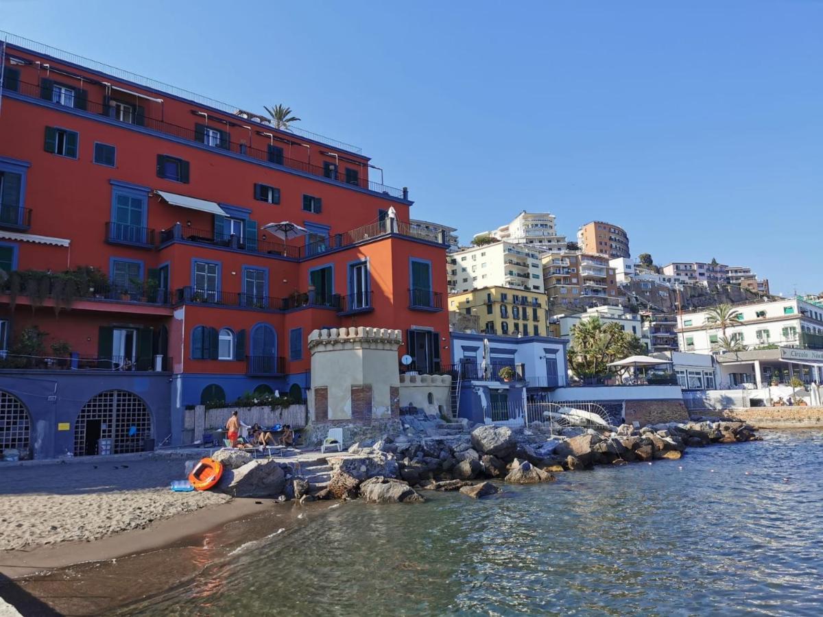 Loft Sull'acqua Con Vista Mozzafiato Naples