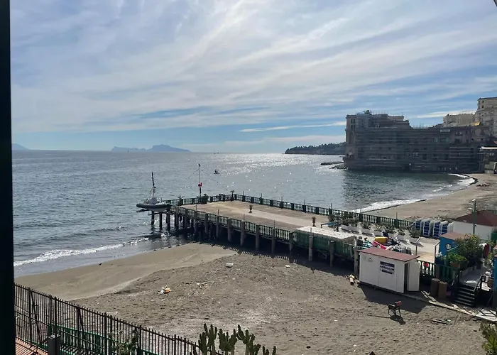 LOFT con spiaggia a Posillipo