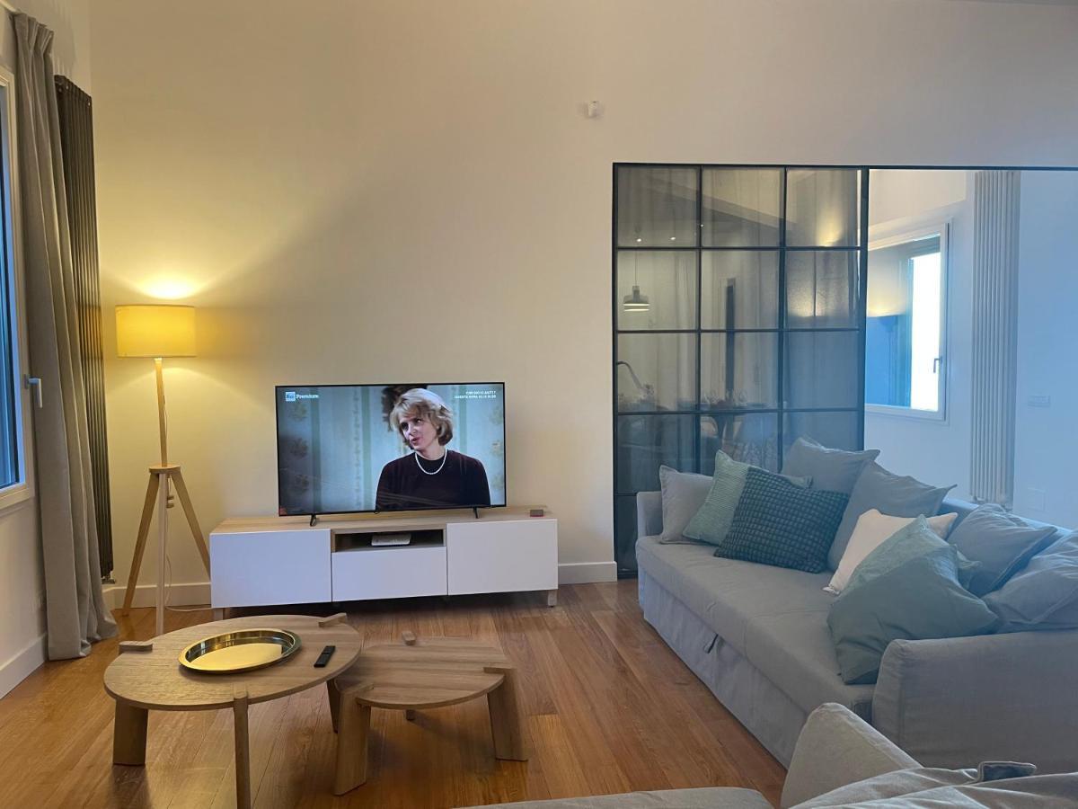 Appartamento Loft Con A Posillipo *